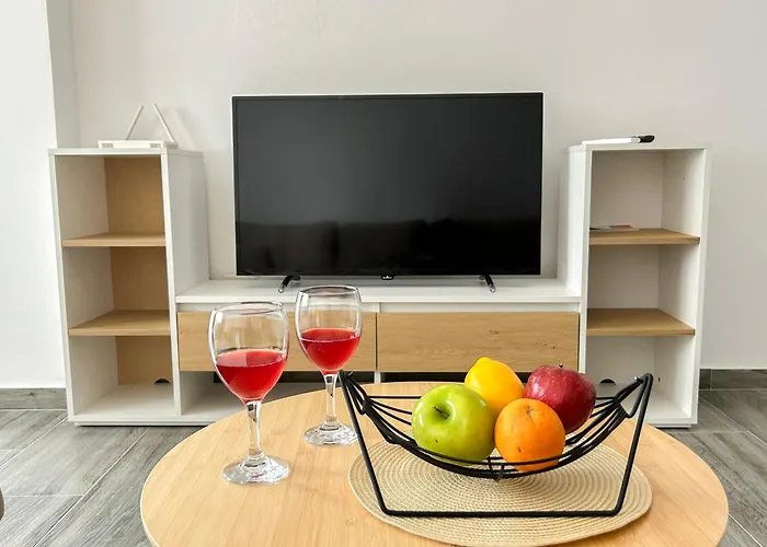 Sunrise Apartment *