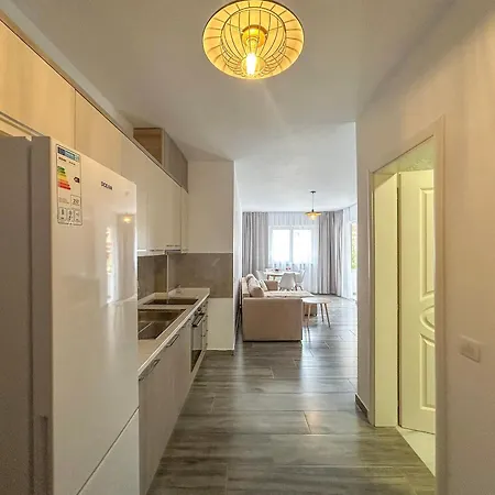 Sunrise Apartamento Golem (Tirana)