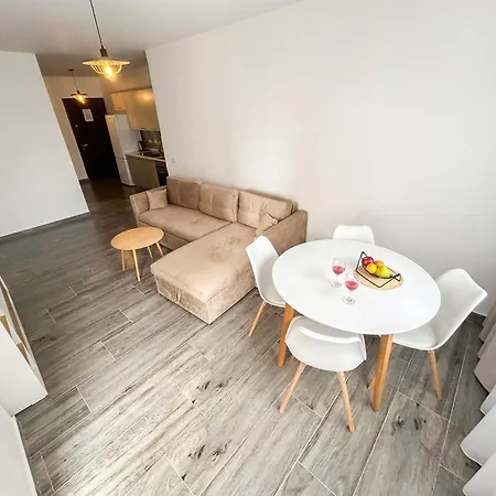 Sunrise Apartmán Golem (Tirana)