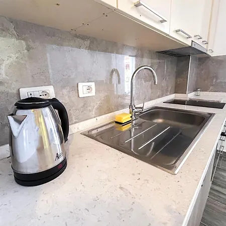 Sunrise Golem (Tirana)