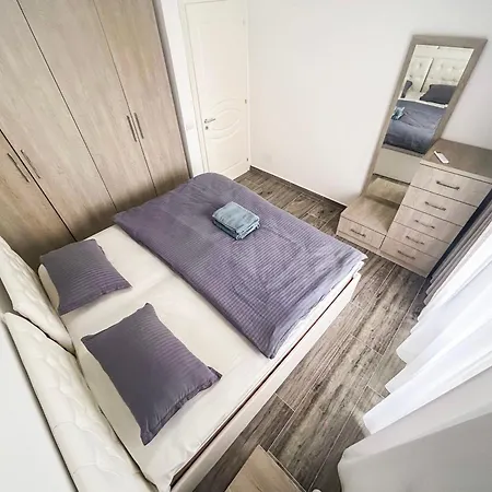 Sunrise * Golem (Tirana)