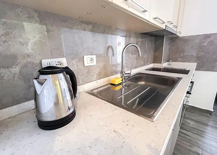 Sunrise Golem (Tirana)